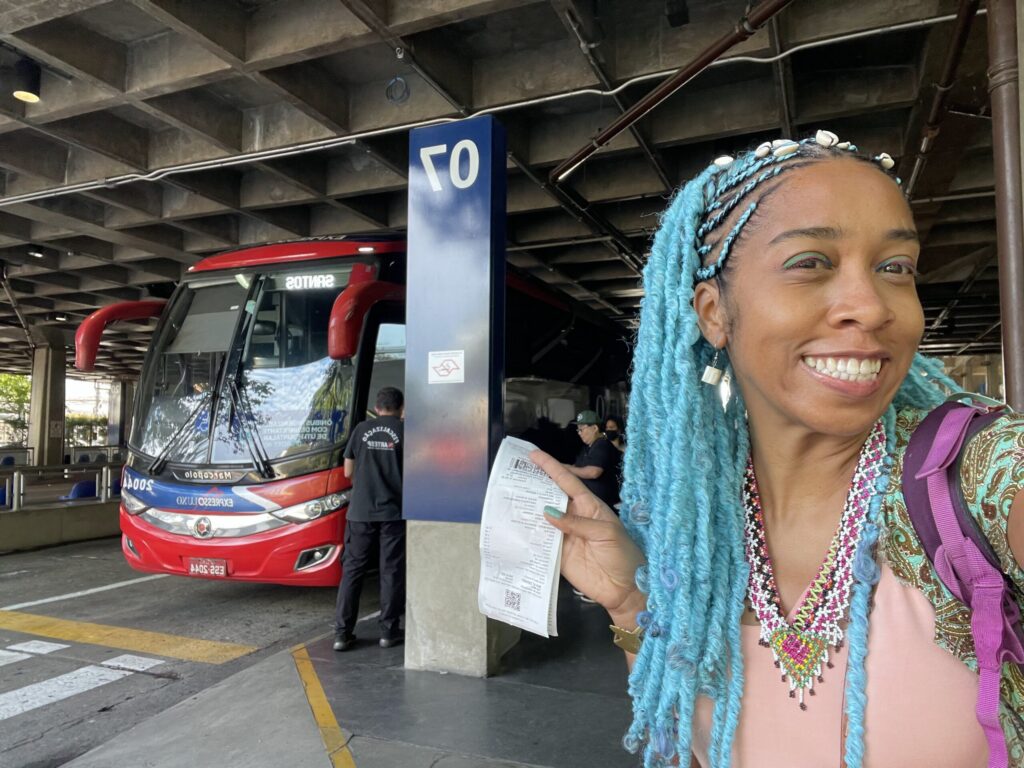 Viaje de graça com o ID Jovem.