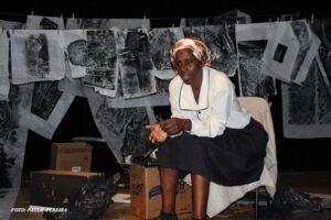 Eu e Ela: Visita a Carolina Maria de Jesus - Teatro